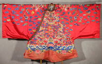 Robe with Dragon Patterns