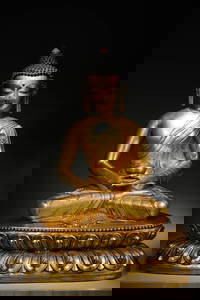 A gilding copper Acalavajra buddha statue