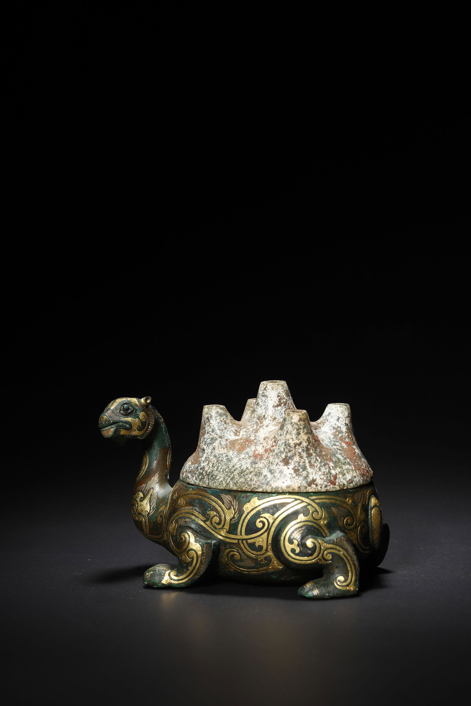 Han Dynasty Gold-Inlaid Turtle-Form Boshan Censer (1 of 9)