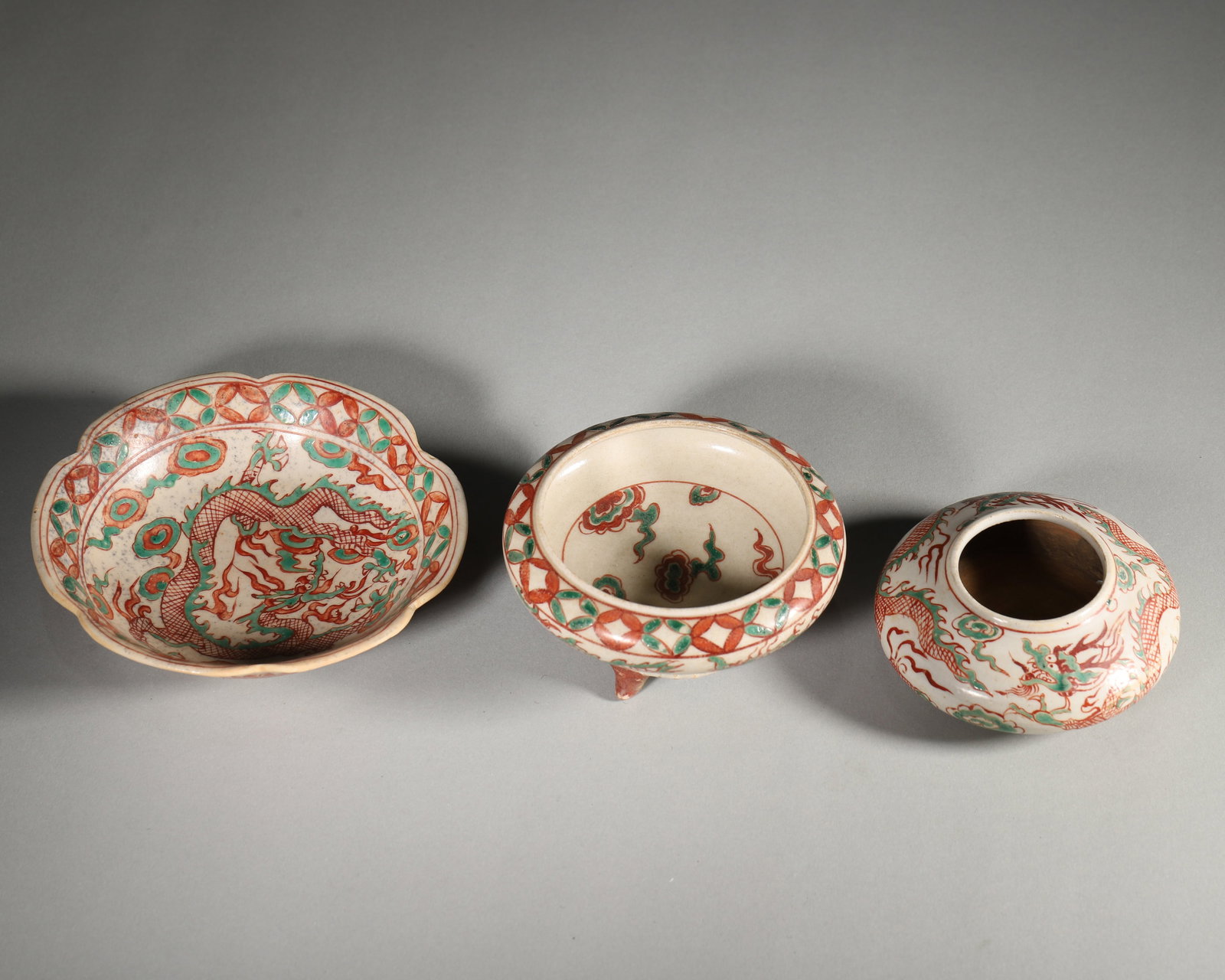 Trio of Porcelain Wares, ca. 13th century: D:13cm H:3cm