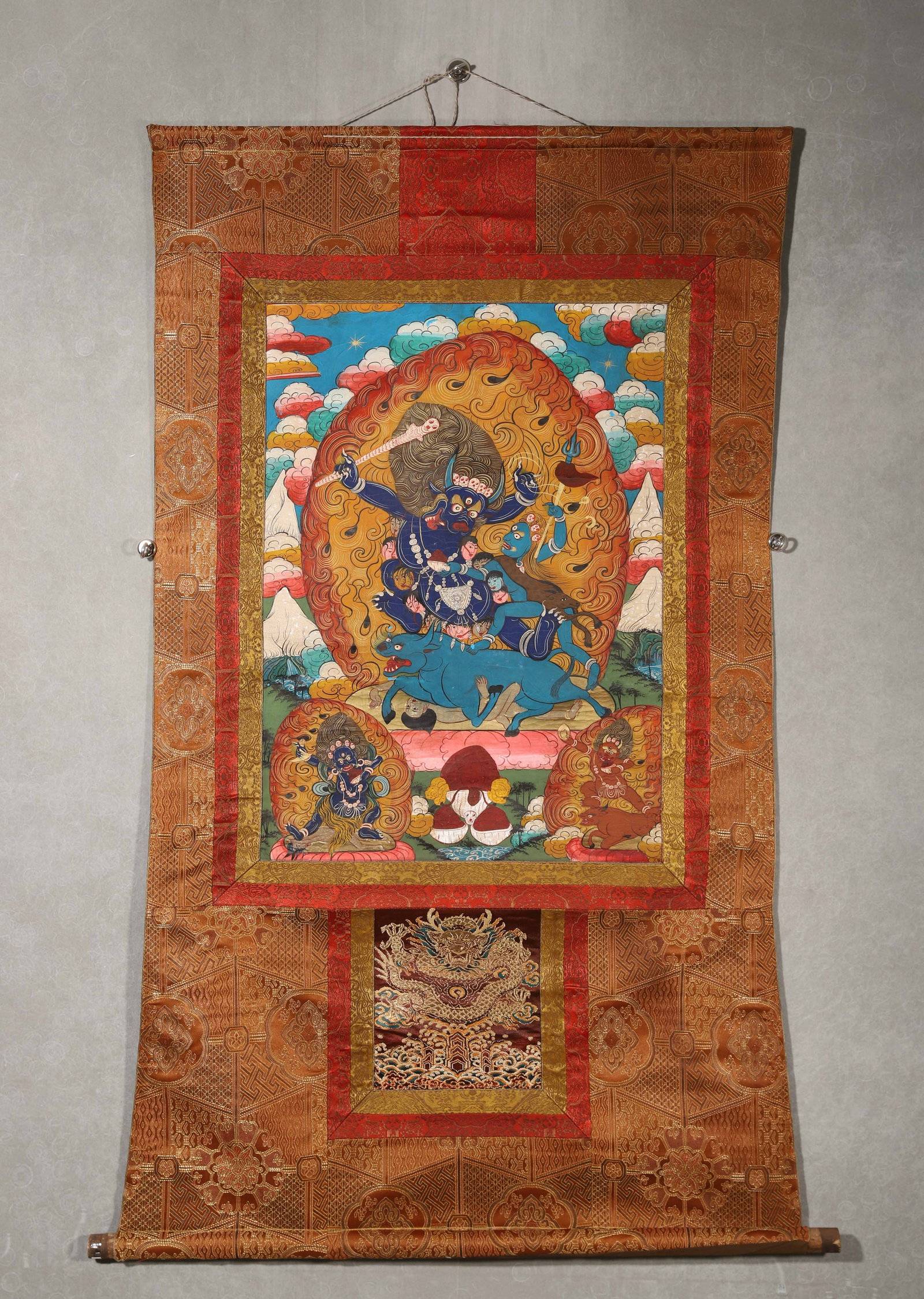 QING DYNASTY, A FINE TIBETAN THANGKA OF YAMA DHARMARAJA, WITH MOUNTING AND HANDPRINTS (1 of 11)