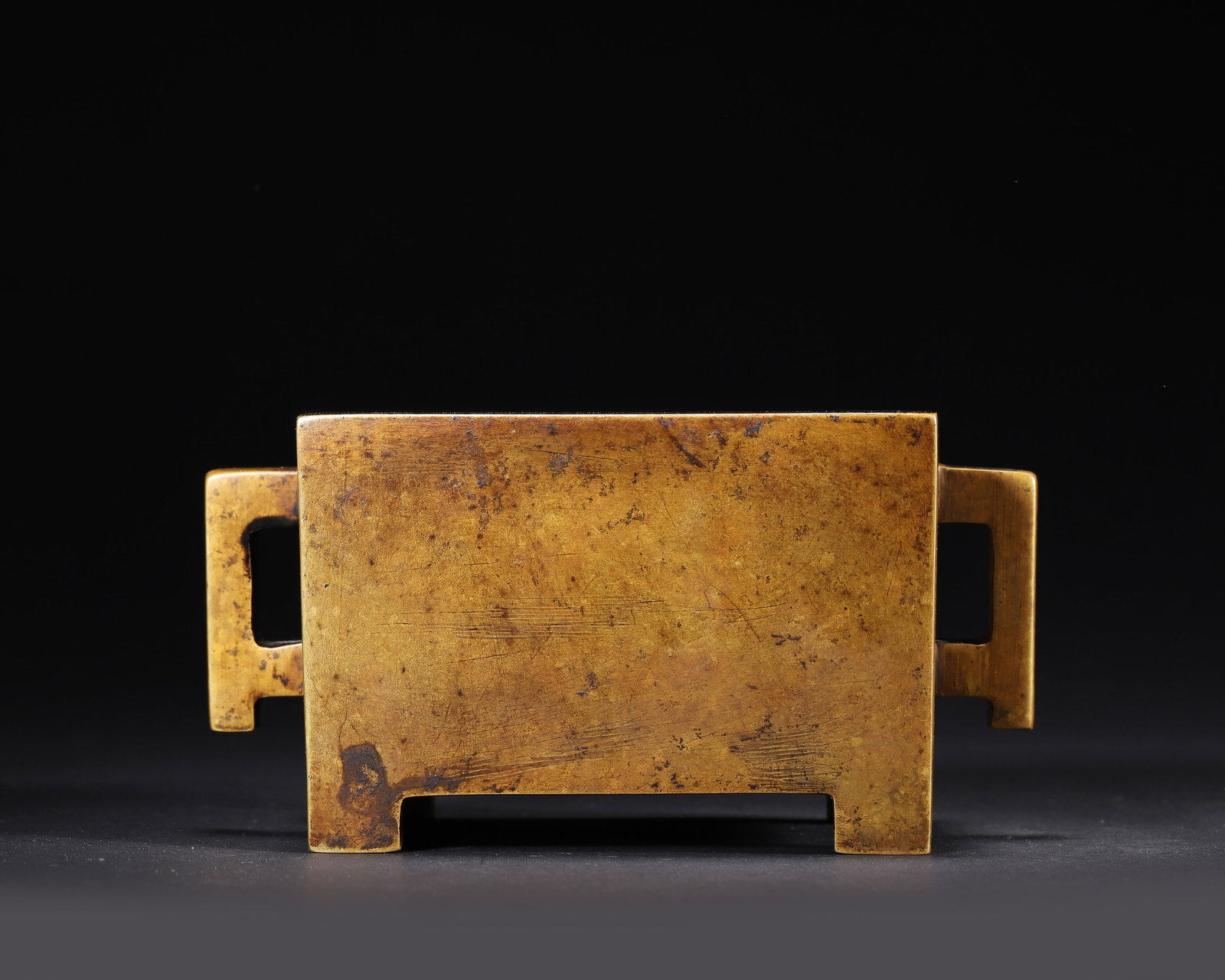 XUANDE PERIOD, MING DYNASTY: A BRONZE RECTANGULAR CENSER WITH HALBERD-FORM HANDLES AND "DA MING XUAN (1 of 8)