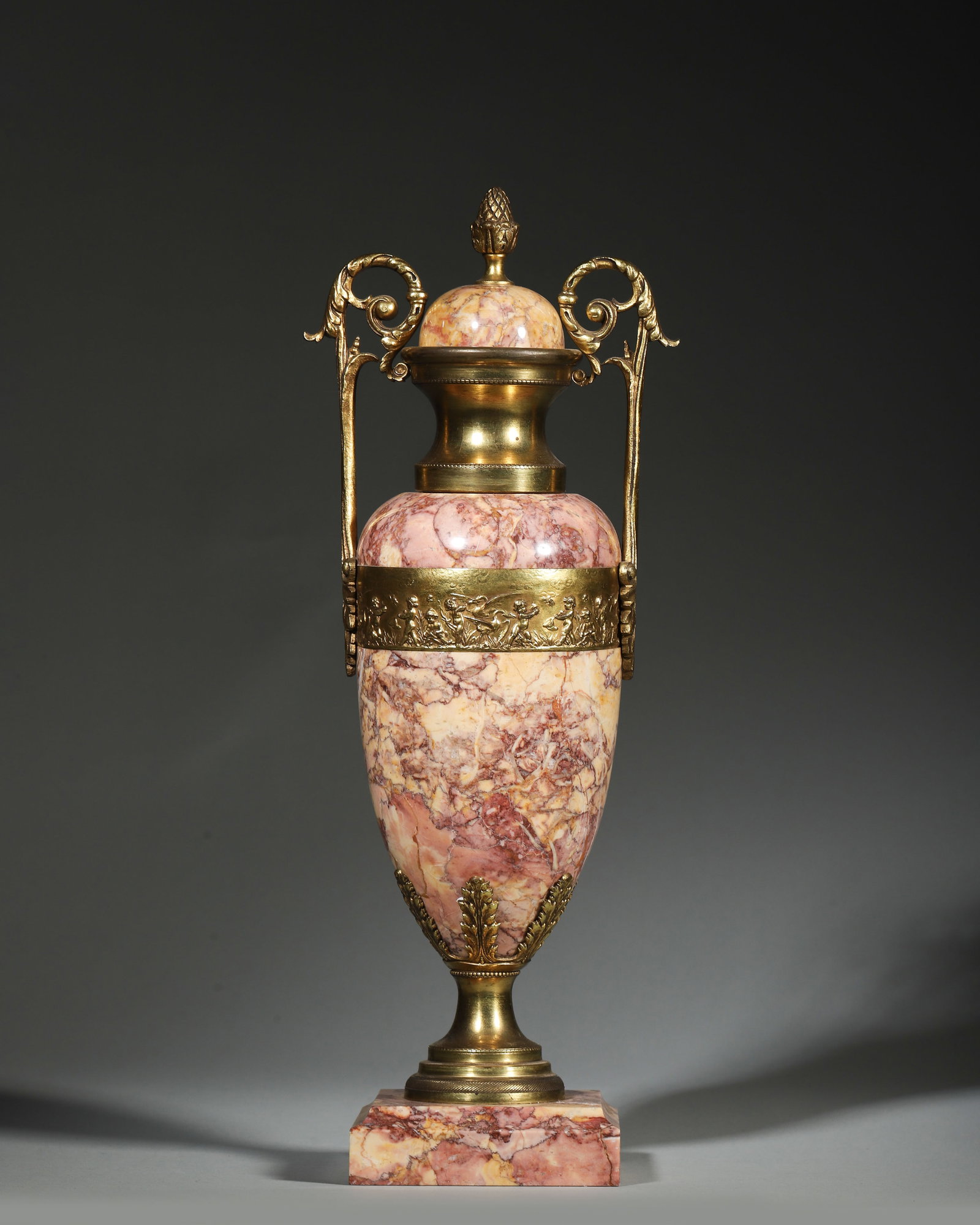 French Neoclassical (Louis XVI Style) Covered Urn Pink Veined Marble, Late 19th-Early 20th Century: Diameter 10.5cm, Height 35cm, Weight 3273g (Diameter 4.13", Height 13.78", Weight 7.22lb). Crafted in a classic urn form, the piece features a lid, two curved handles, an ovoid body, a raised foot
