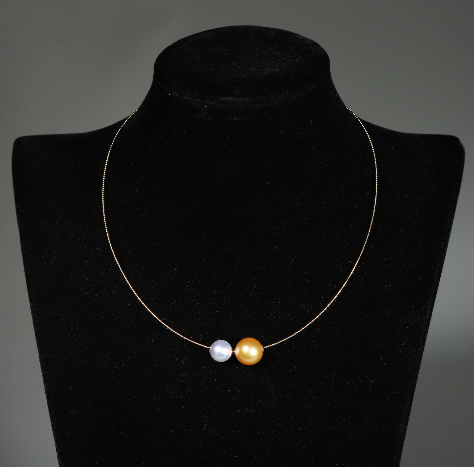 18K Gold Pendant Necklace with Tahitian Black Pearl and South Sea Golden Pearl: 12.1mm x 9.7mm, Weight 4.3g (0.48"x 0.38", Weight 0.01lb)