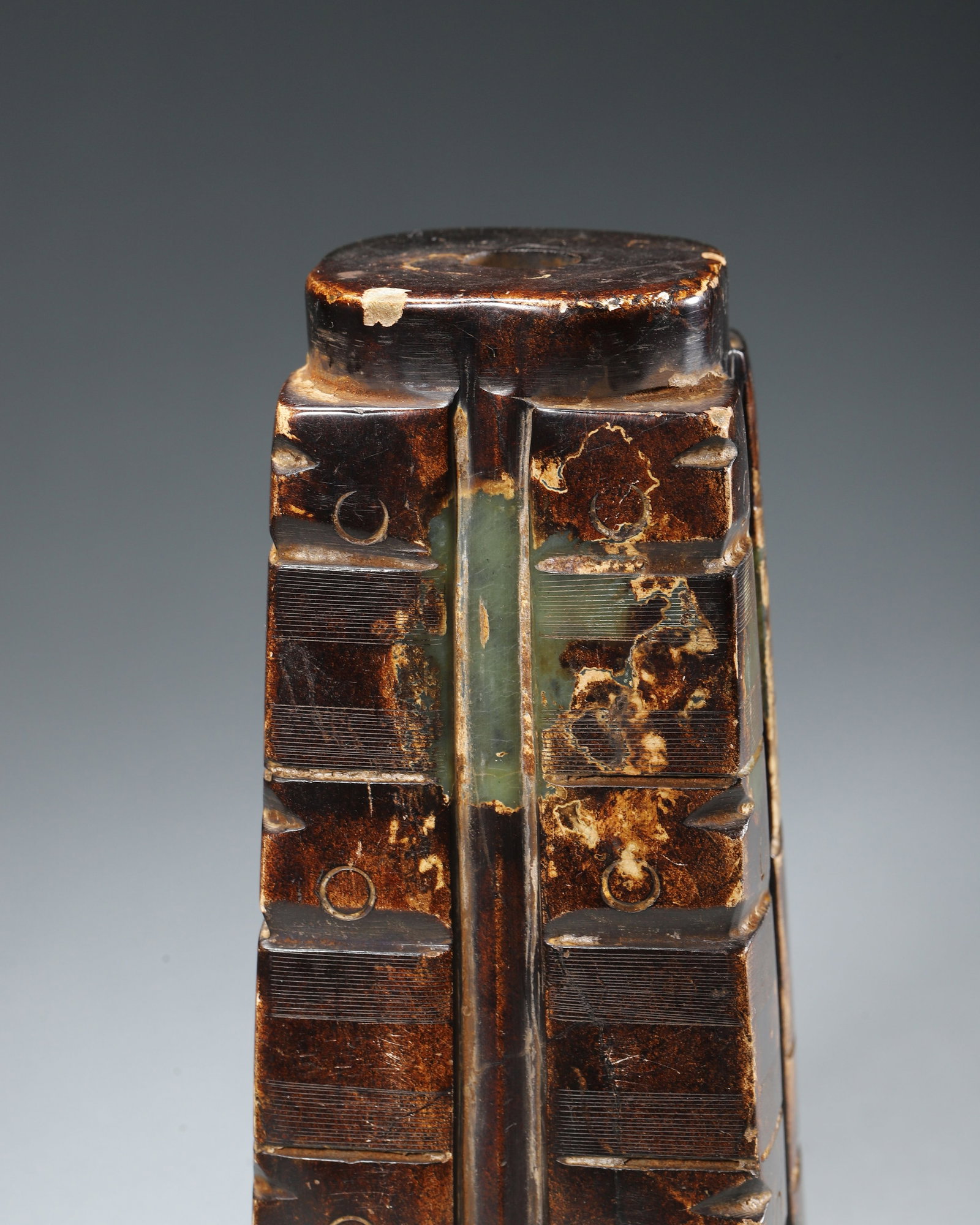 A jade cong vase - 8