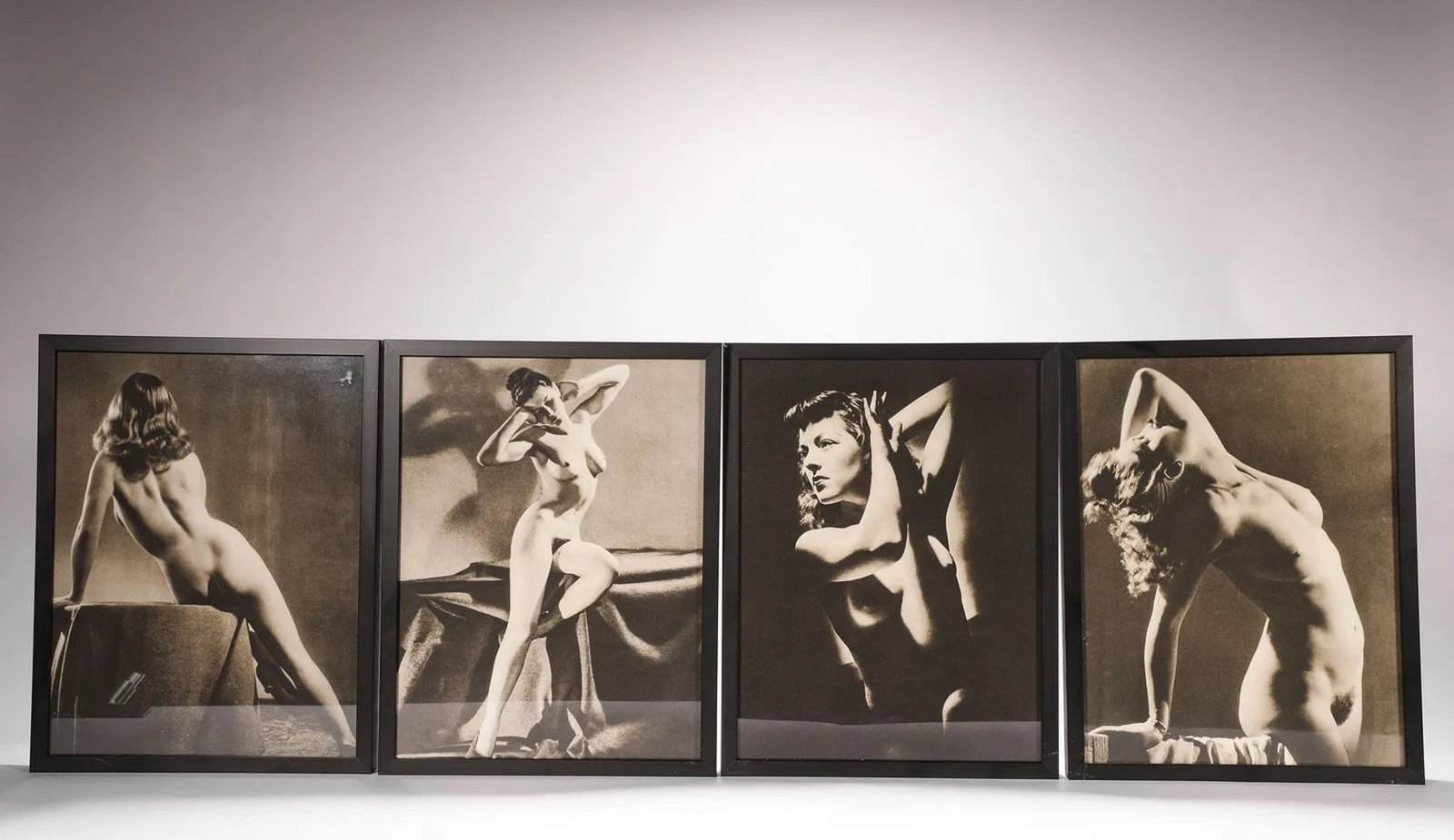 A Reprint of a 1949 Photogravure Print of Female Nude Photography, Published by Munich Magazine: Height: 26.5cmWidth: 20.5cmDescription: This large-sized black-and-white photographic print of a nude woman is by H.M. Roth, a renowned photographer from Frankfurt, Germany. This is a reprint edition