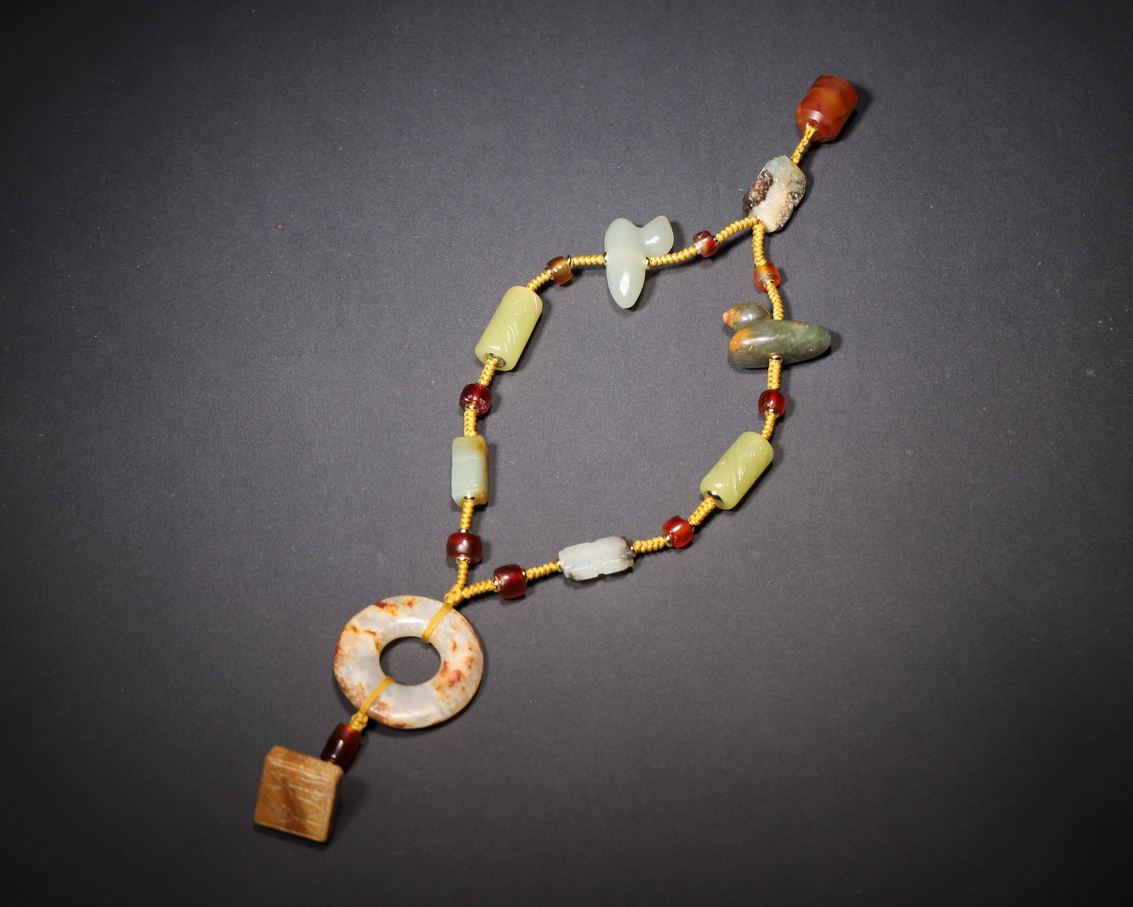 HAN TO WEI-JIN PERIOD, ANCIENT JADE AND AGATE PENDANT SET (1 of 7)