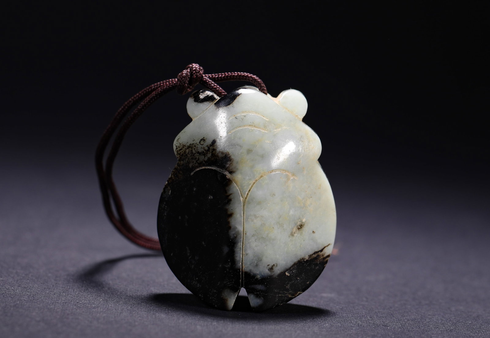 Hetian Jade Pendant Cicada Shape, Han Dynasty (1 of 5)