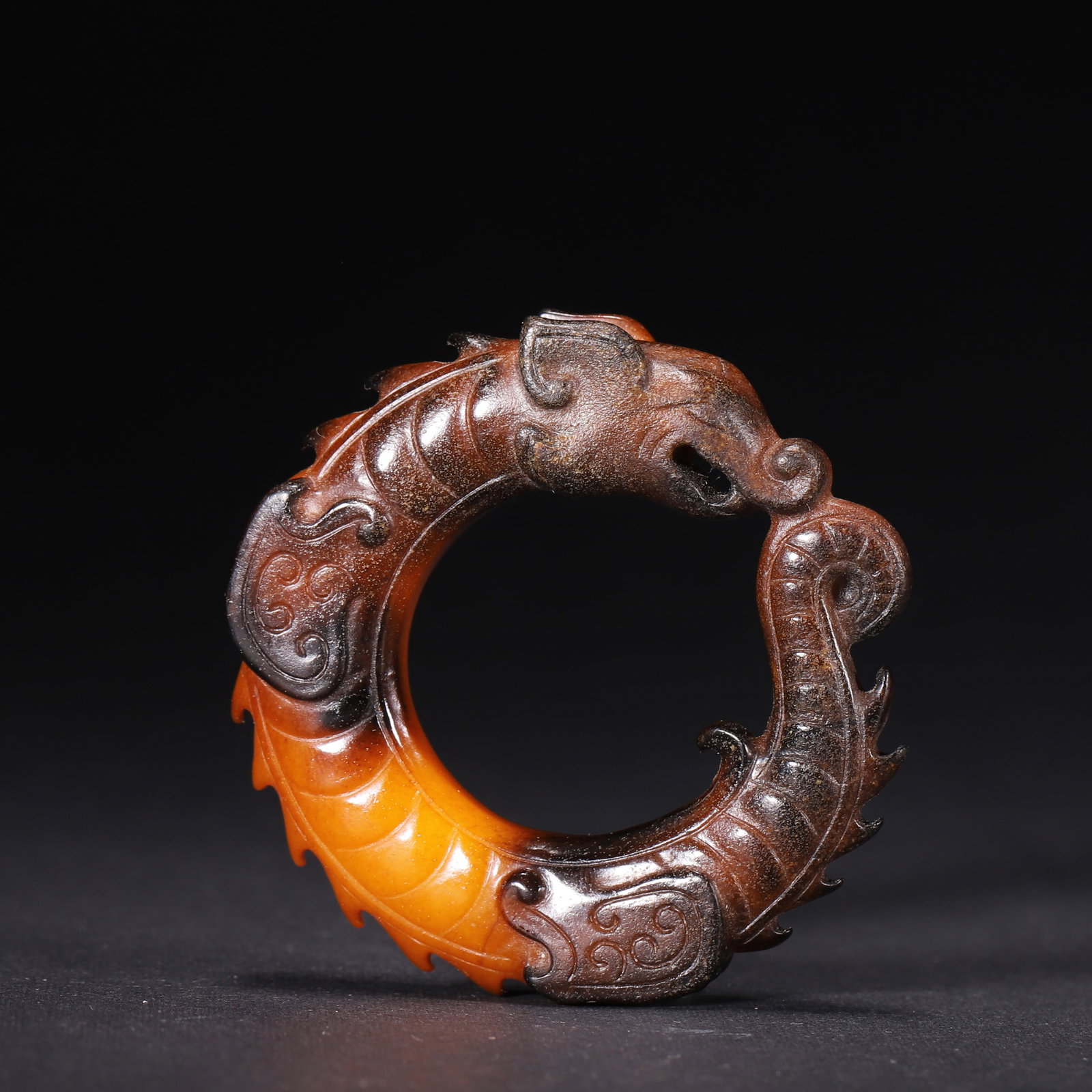 Nephrite Jade Coiled Dragon Ring Pendant, Warring States Period (1 of 7)