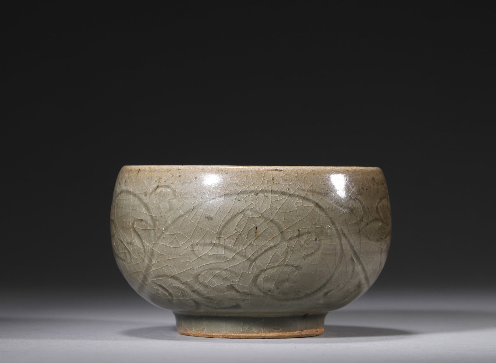 Yuan Dynasty Longquan Celadon Washer with Florals and Double Crickets (1 of 6)