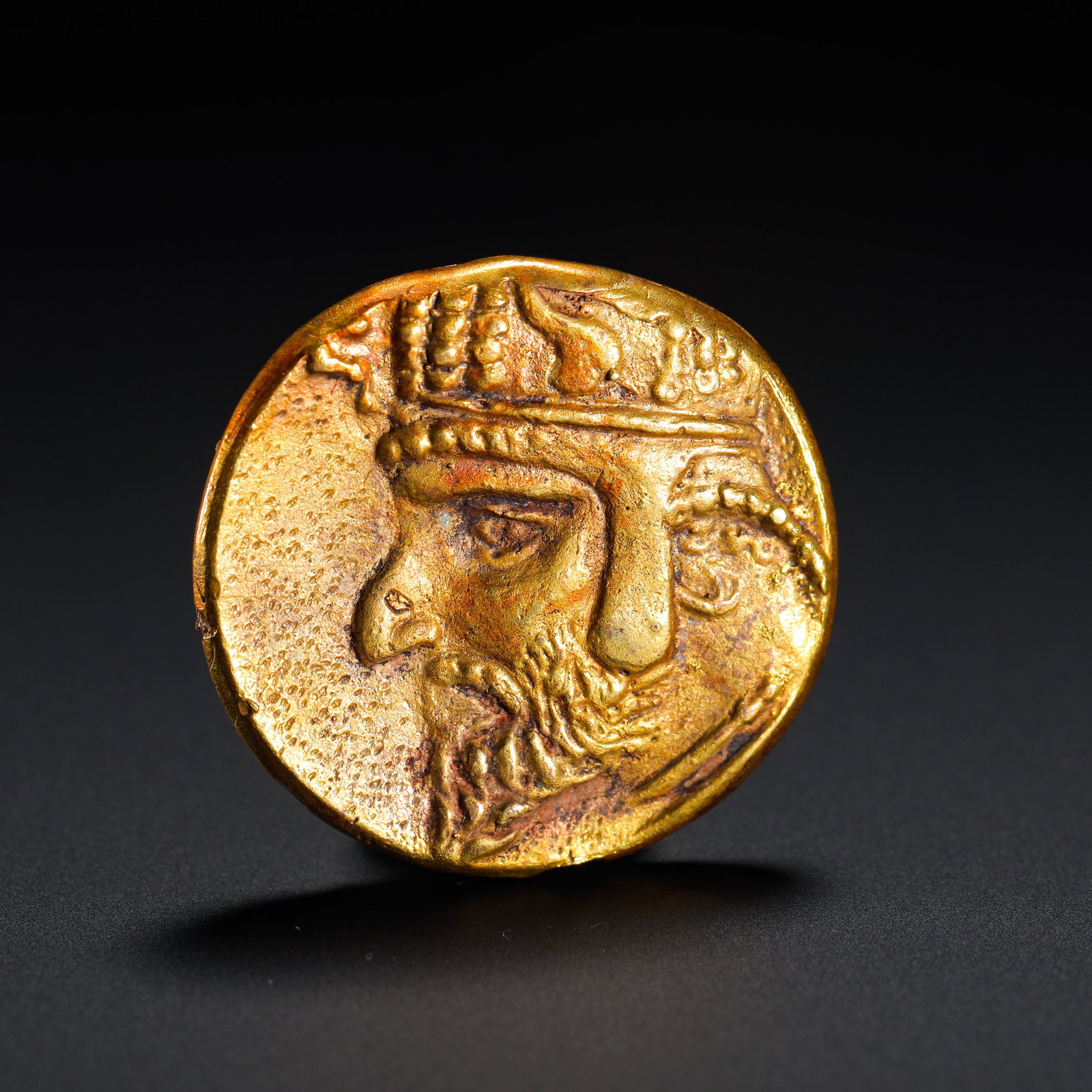 ANCIENT PERSIAN SASSANIAN BRONZE GILDED GOLD COIN: Ancient Persian Sassanian Bronze Gilded Gold Coin.Dimensions: Diameter: 2.8cm (1.1in), Weight: 14g (0.03lb)Item description ? The East is Red Auctions