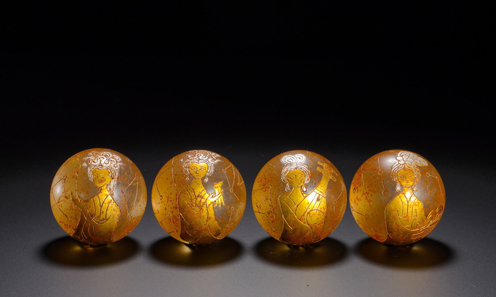 TANG DYNASTY CRYSTAL LADY BALL