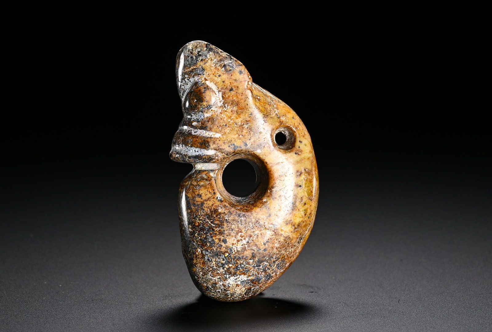 RED MOUNTAIN CULTURE HETIAN JADE PIG DRAGON (1 of 7)