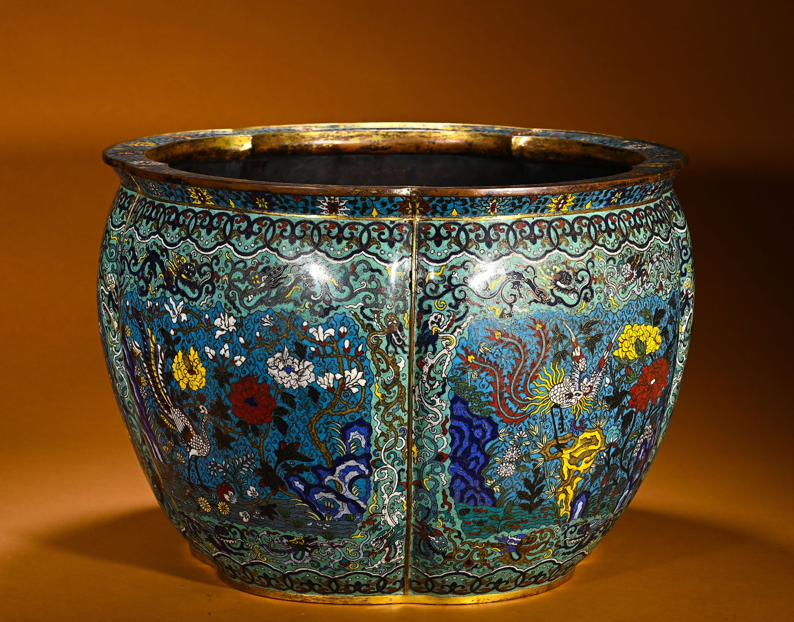 QING DYNASTY COPPER CLOISONNE ENAMEL FLOWER AND BIRD AUSPICIOUS BEAST PATTERN CRABAPPLE VASE (1 of 12)
