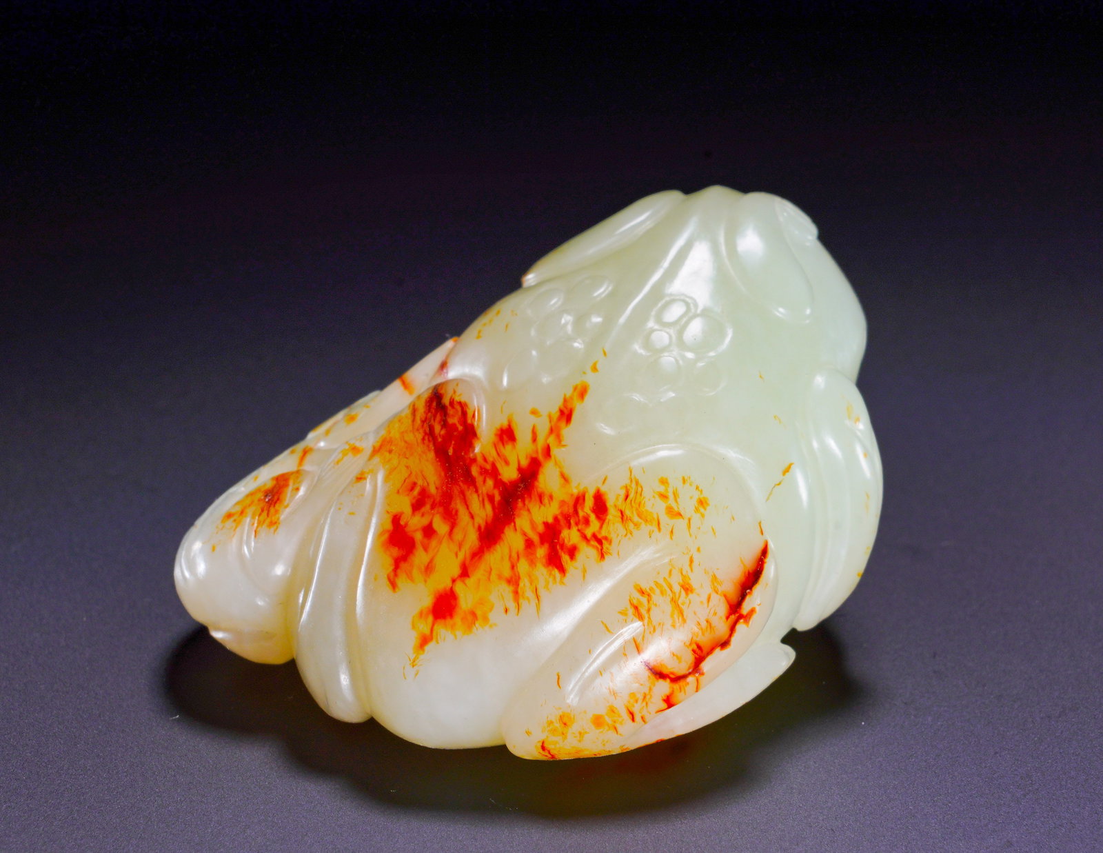 QING DYNASTY HETIAN JADE GOLDEN TOAD HANDLE