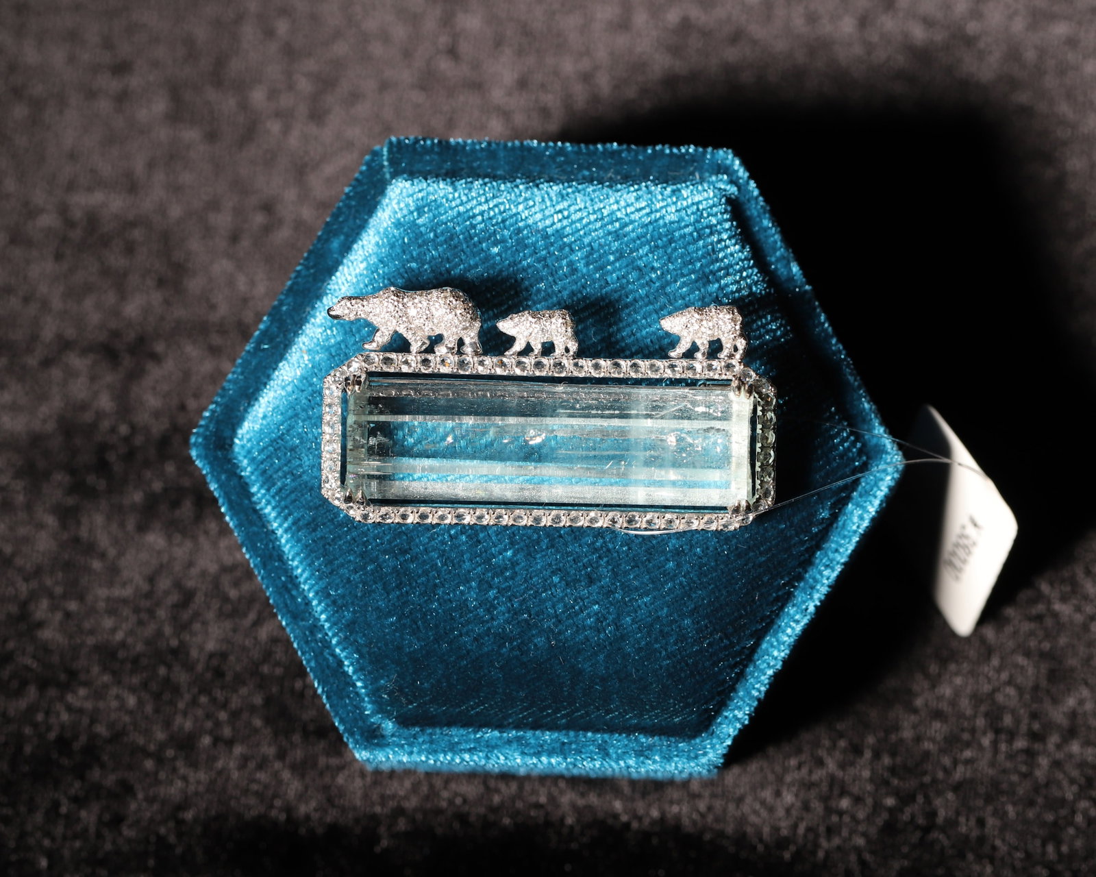 18K Aquamarine Polar Bear Mother and Cub Brooch-Pendant (1 of 6)