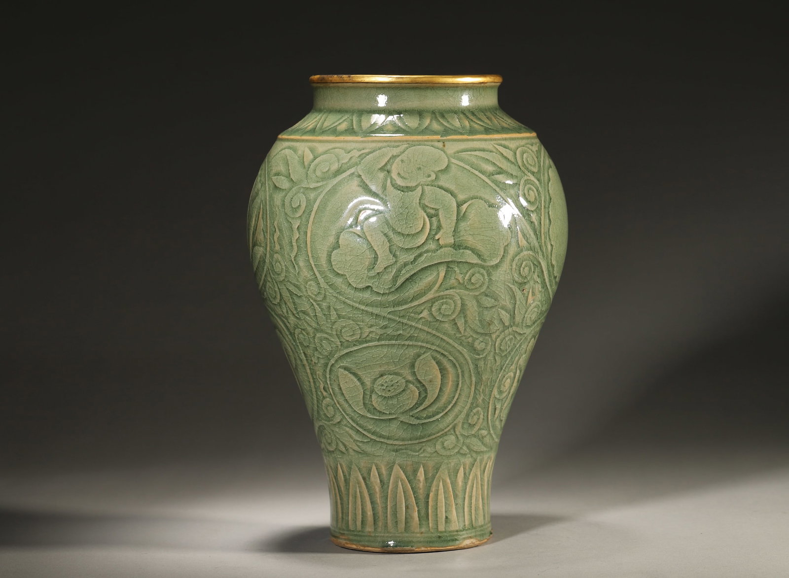 Longquan Celadon Incised Figure Meiping, Yuan Dynasty, 1271-1368 (1 of 5)