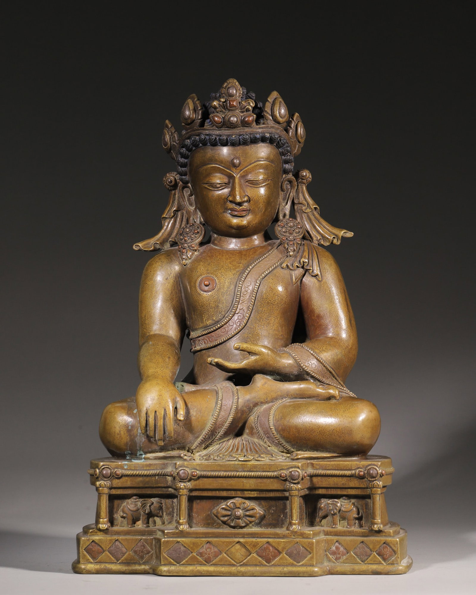 Qing Dynasty, Copper Seated Statue of Akshobhya Buddha with Copper Inlay (1 of 10)