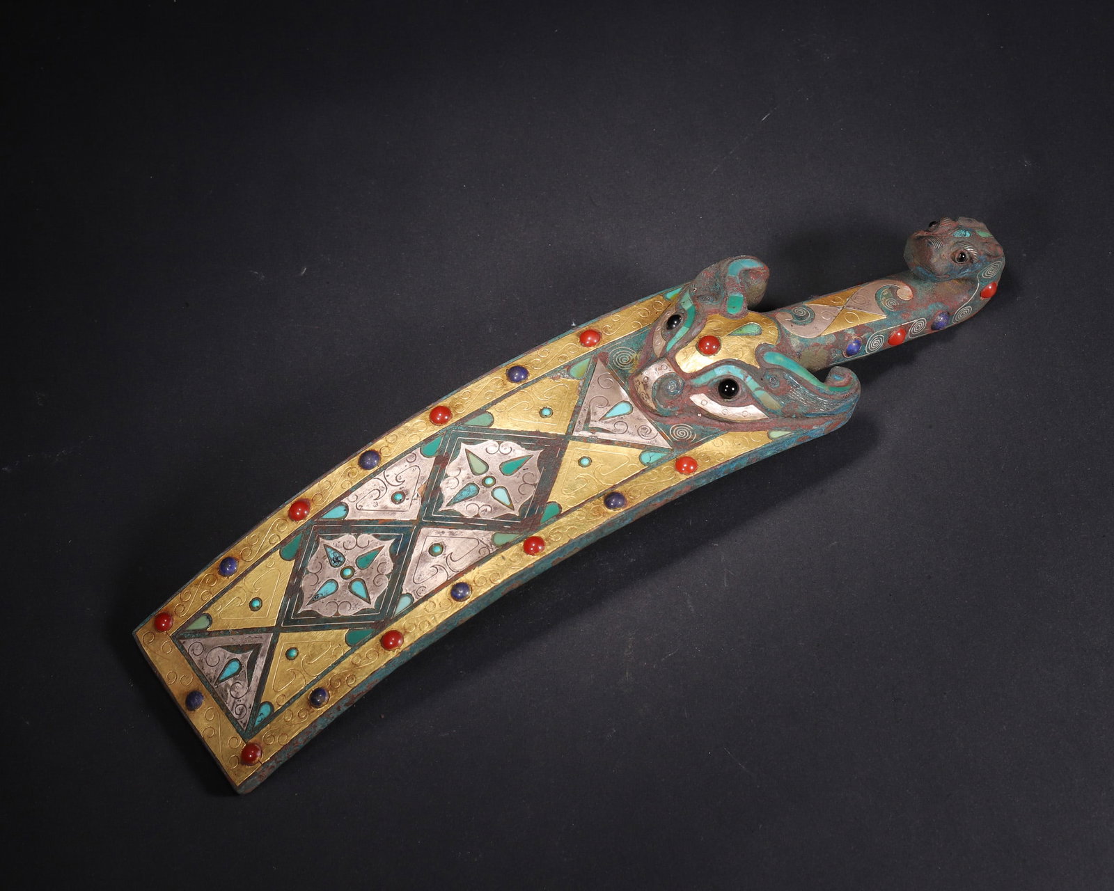 Warring States Period, Gold and Silver Inlaid Bronze Belt Hook with Animal Mask (1 of 11)