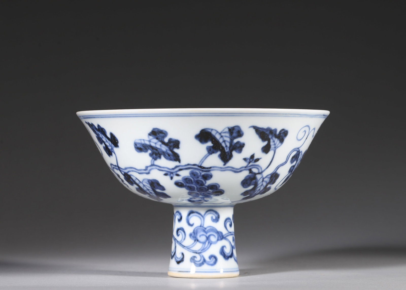 Ming Dynasty, Blue and White Stem Cup with Grape Vine Scrolls (1 of 8)