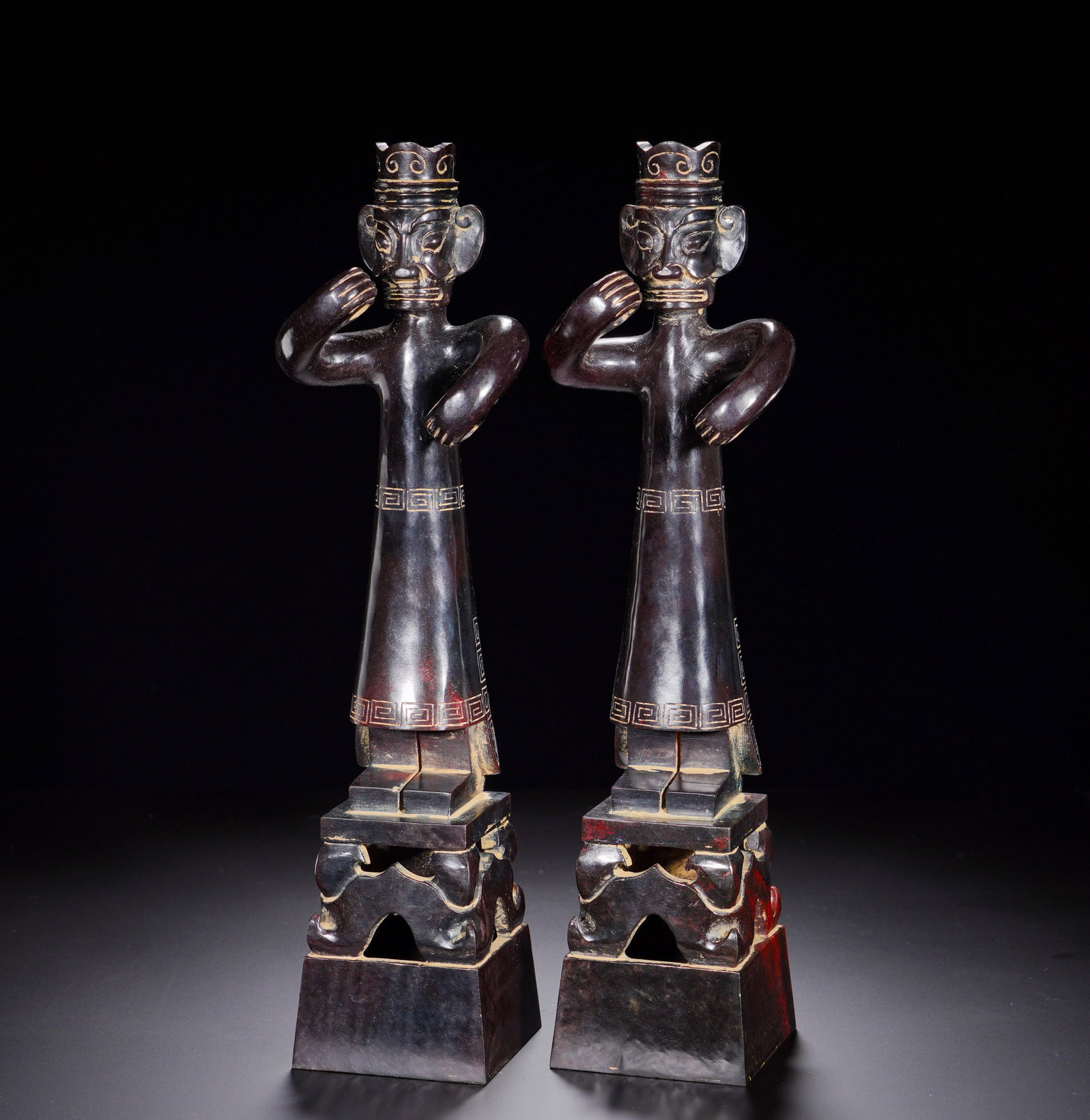 Shang Dynasty, Hetian Jade Standing Figure of the Divine Bird: Such anthropomorphic deity sculptures originate from ancient shamanic sacrificial traditions, embodying communication between mortal and divine realms and auspicious supplication. The work unites full