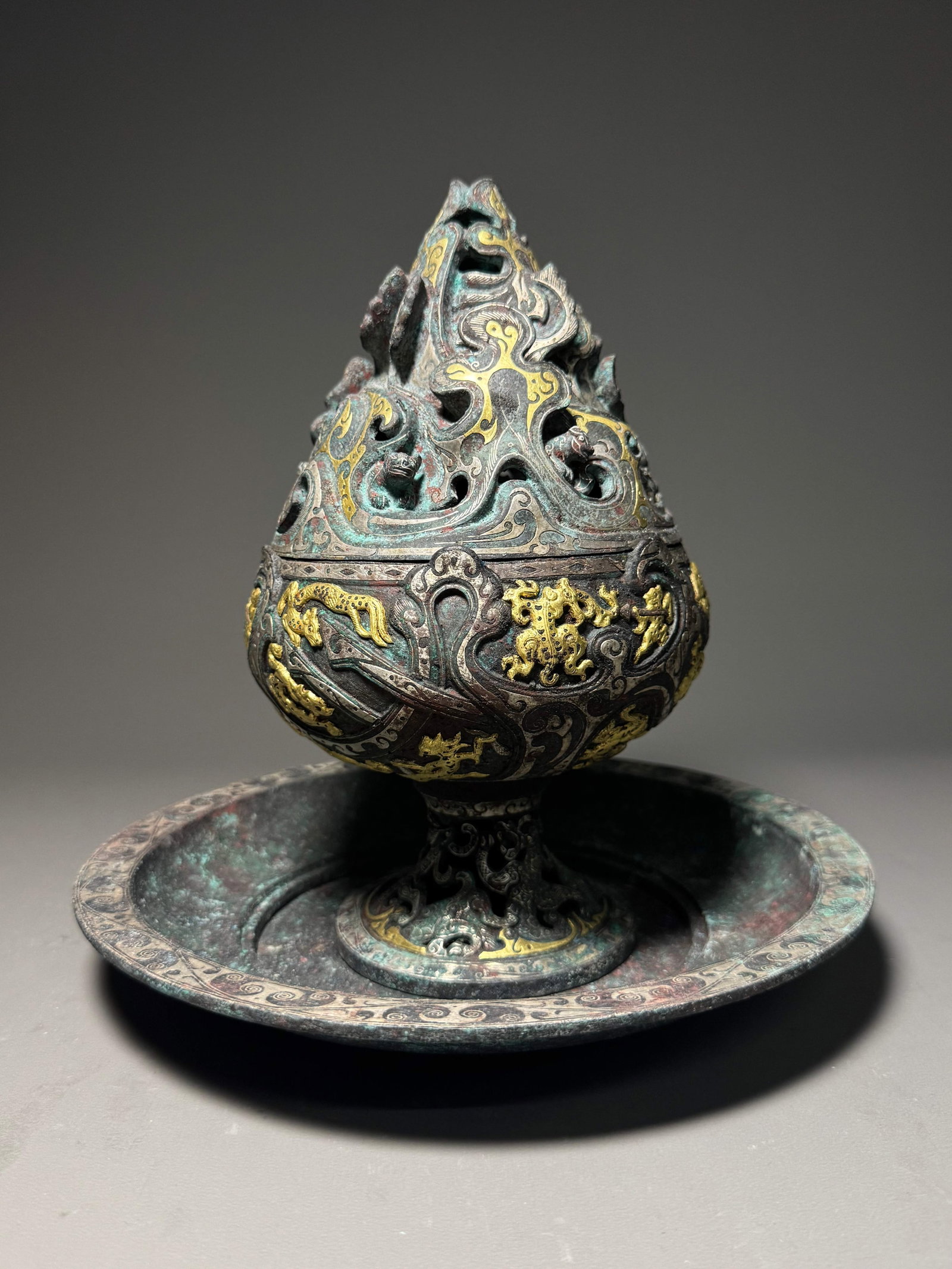 Han Dynasty, Bronze Inlaid Gold and Silver Boshan Furnace with Base Plate) (1 of 12)