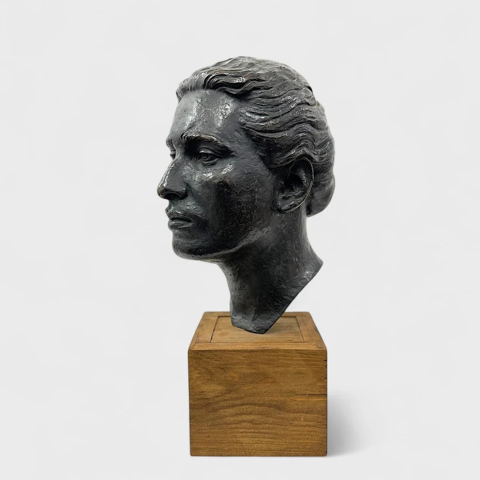 “First Muse – Portrait of Lupe Marín" Bronze Sculpture: Ignacio Asunsolo "First Muse" - Portrait of Lupe Marín 21.5" (h) x 10" (l) x 9.5" (w)24.2 lbs. Cast bronze sculpture with wood base. Signed. Elegant and enduring, First Muse is a bronze portrait of L