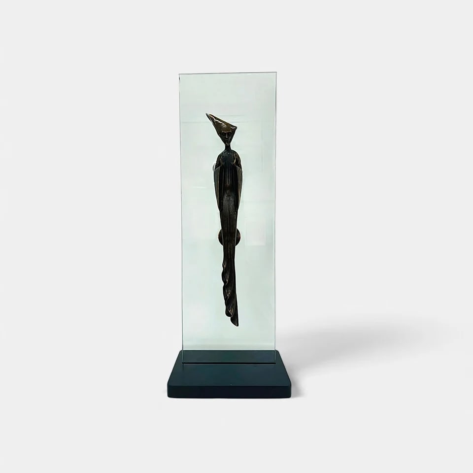 “Ghost Handle?? – Sergio Bustamante Wall Sculpture (1 of 2)