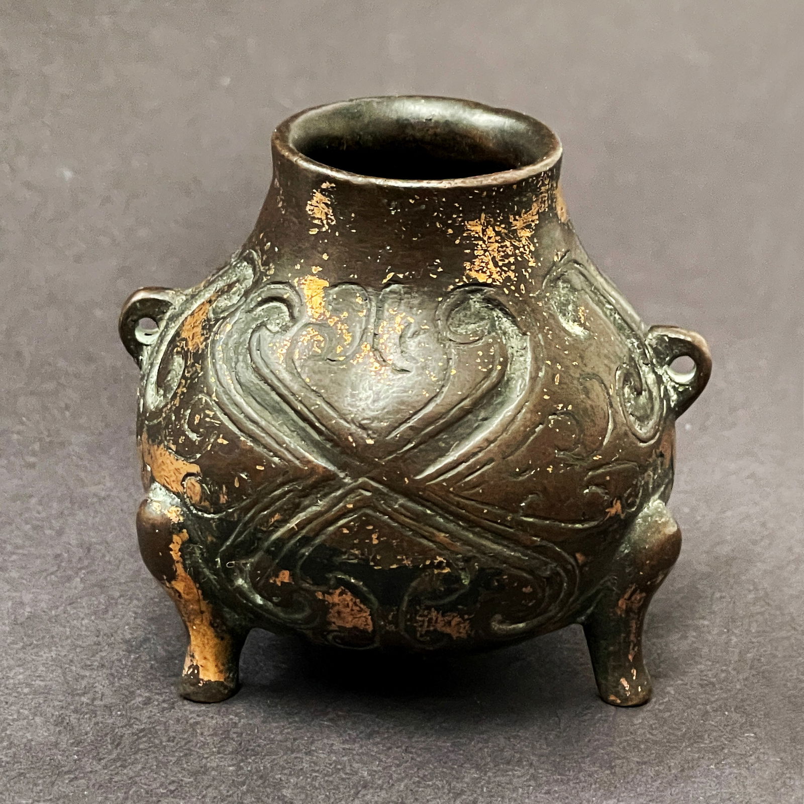 Chinese Gilt Bronze Miniature Water Pot, 19th century, Qing dynasty (1 of 8)