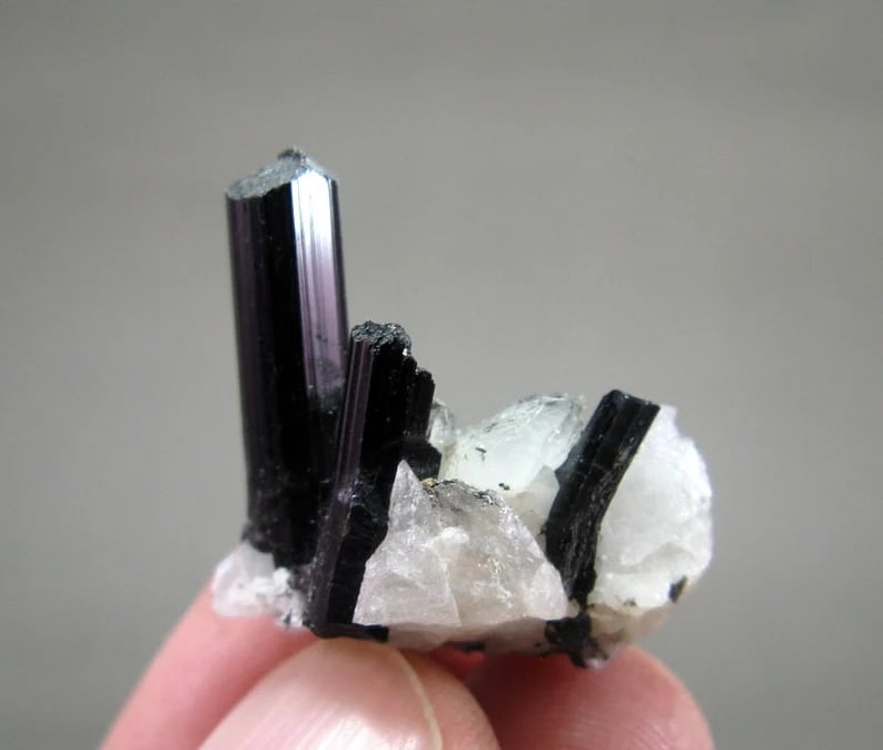 6 Grams Very Beautiful Black Tourmaline Cluster From Skardu Pakistan: 6 Grams Very Beautiful Black Tourmaline Cluster From Skardu Pakistan .Size 2.3 CM X 1.2 CM X 2.3 CM
