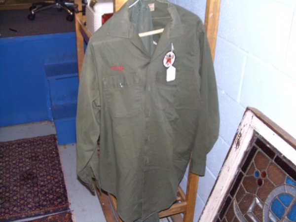 vintage 2 pc. texaco service man's uniform: cond. good