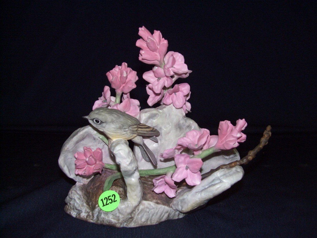 BOEHM BISQUE FIGURE, 'BUSHTIT WITH WALL FLOWER (M: BOEHM BISQUE FIGURE, 'BUSHTIT WITH WALL FLOWER (MALE)', 1982, #100-39, NO.23, H 7", L 7 1/2":