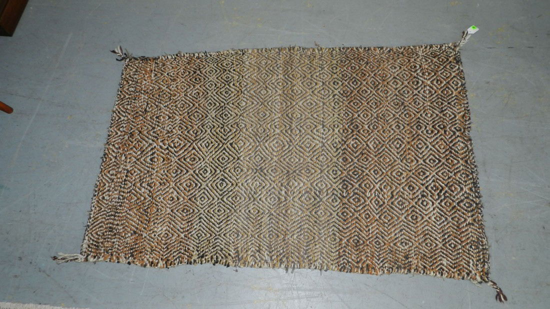 authentic Native American Navajo double saddle twil: authentic Native American Navajo double saddle twill weave 30x48