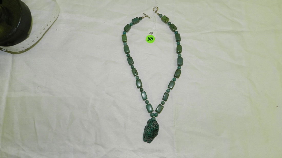 unique Native American Turquoise necklace: unique Native American Turquoise necklace