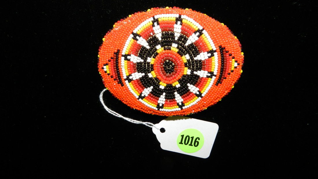 wonderful Native American beaded belt buckle: see title