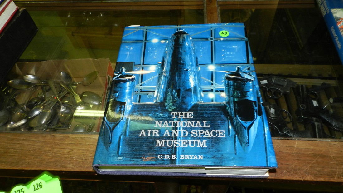 large coffee table book on Air & Space: large coffee table book on Air & Space