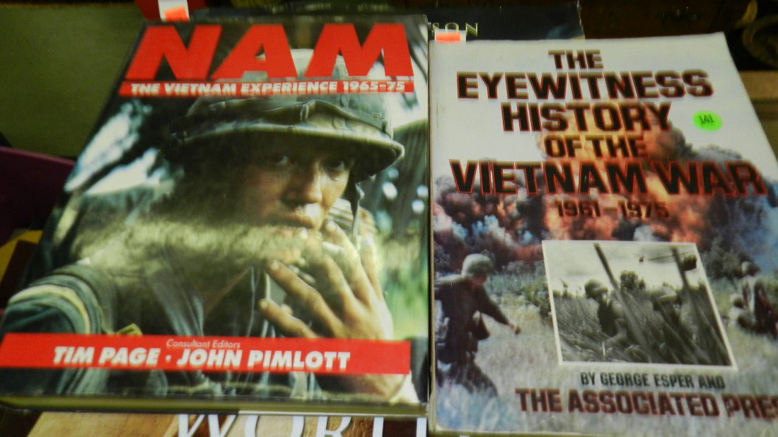 2 piece large coffee table book on Vietnam: 2 piece large coffee table book on Vietnam