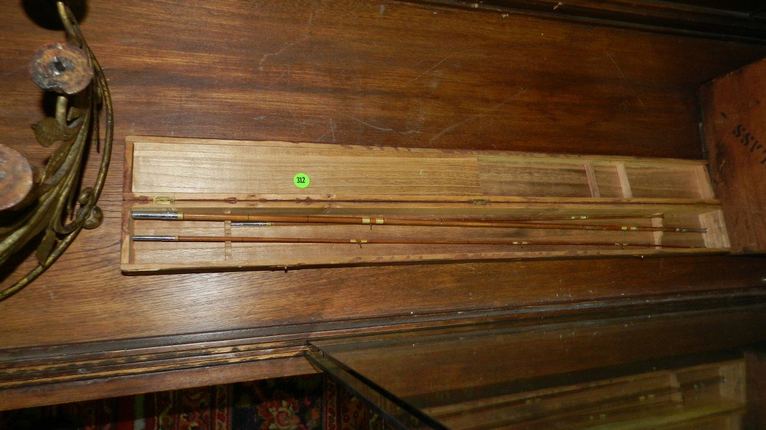 vintage bamboo fishing pole in case: vintage bamboo fishing pole in case