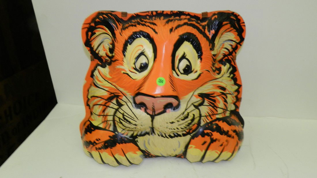 Vintage Gas Station Exxon tiger pump display: Vintage Gas Station Exxon tiger pump display