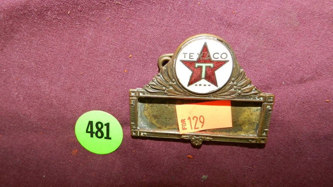 Texaco attendant's uniform metal badge with name t: Texaco attendant's uniform metal badge with name tag
