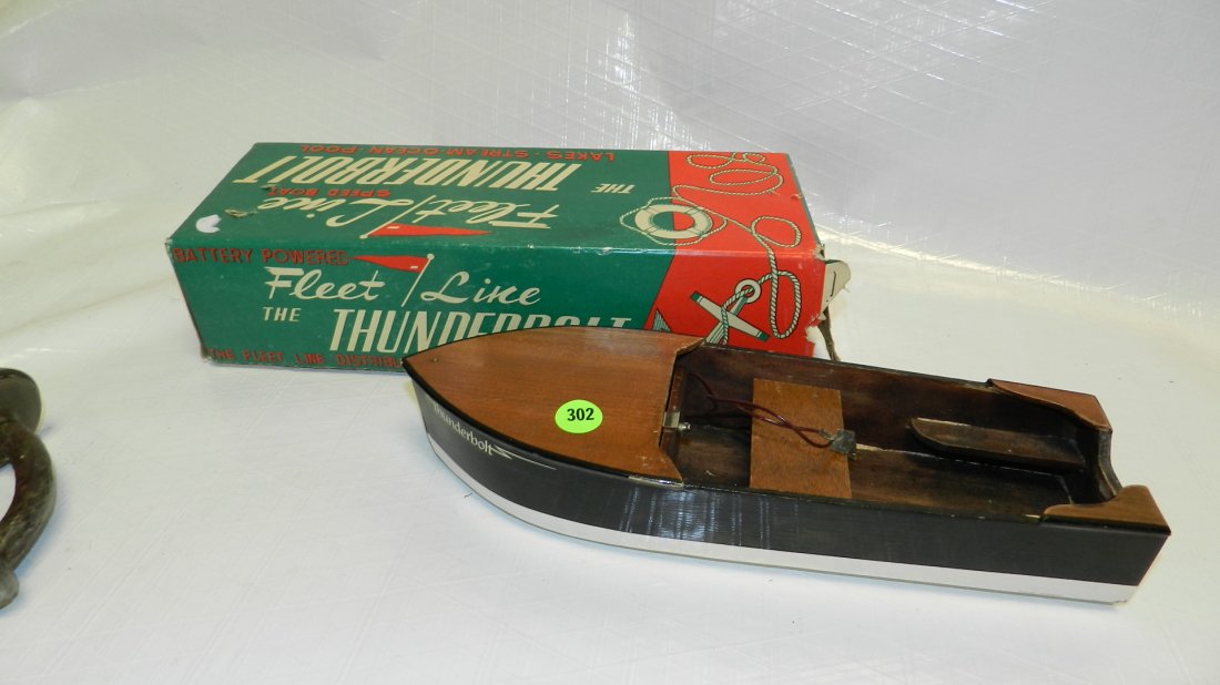 vintage toy motor boat in box: vintage toy motor boat in box