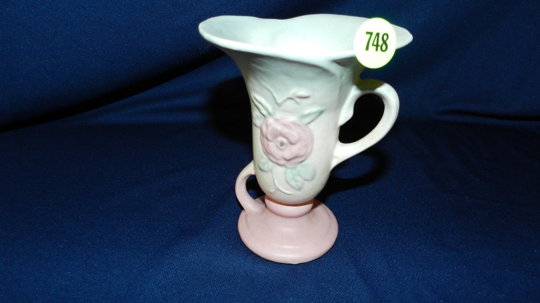 small Hull vase: small Hull vase