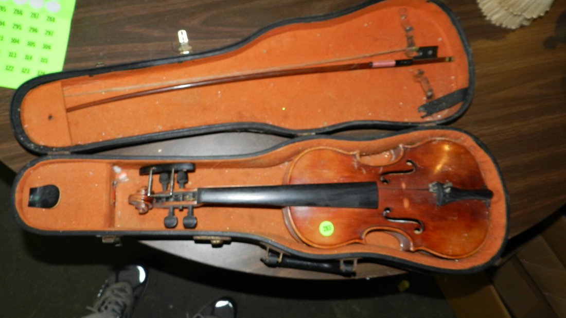 vintage violin in case as seen': vintage violin in case as seen'