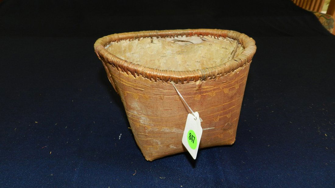 Native American Athababaskan Birch bark basket inc: Native American Athababaskan Birch bark basket incicised design