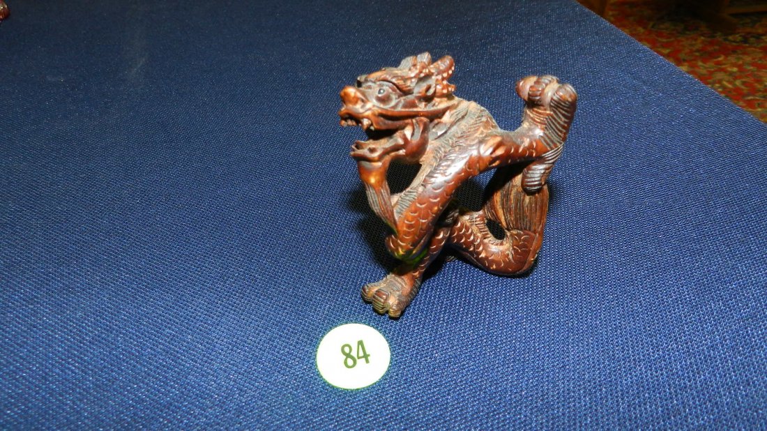 unique Asian carved netsuke of dragon: unique Asian carved netsuke of dragon