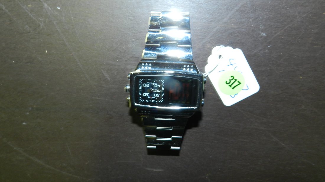 vintage mens wrist watch: vintage mens wrist watch