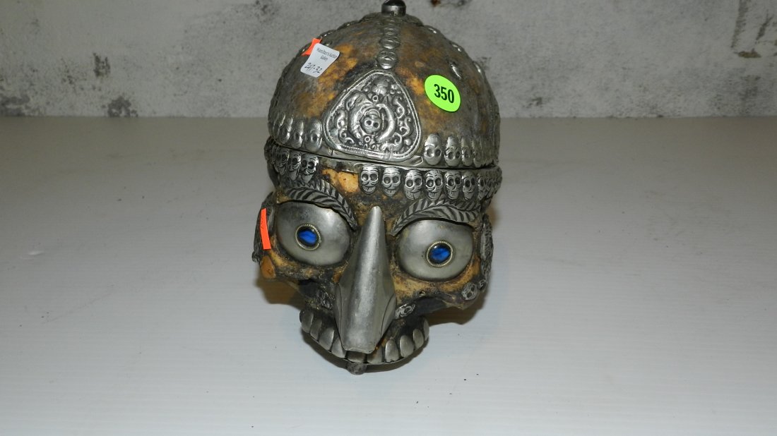 Rare Kapala sacred skull decorated in semi precious sto: Rare Kapala sacred skull decorated in semi precious stone and silver metal work, cond VG missing lower jaw and some metal