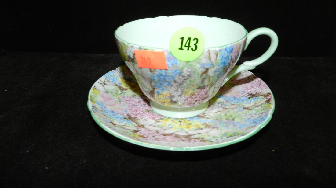 749) lovely vintage original Shelley porcelain tea cup: 749) lovely vintage original Shelley porcelain tea cup and saucer, cond VG, no chips cracks or repairs