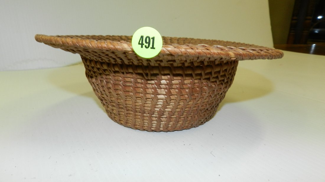 authentic / vintage Native American hand woven basket,: authentic / vintage Native American hand woven basket, NW 3 x 10
