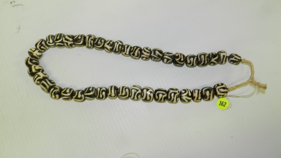 B) nice African trade bead necklace, 14": B) nice African trade bead necklace, 14"